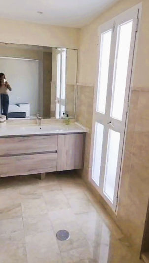 Image No.20-4 Bed Property for sale