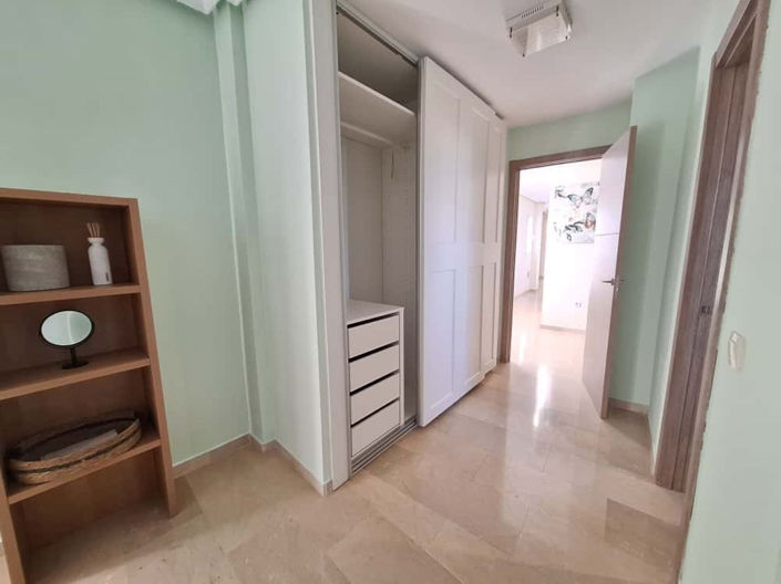 Image No.22-4 Bed Property for sale