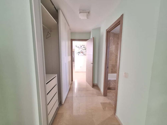 Image No.23-4 Bed Property for sale