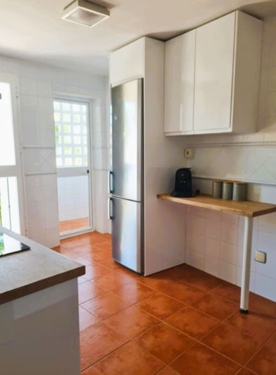 Image No.9-4 Bed Property for sale