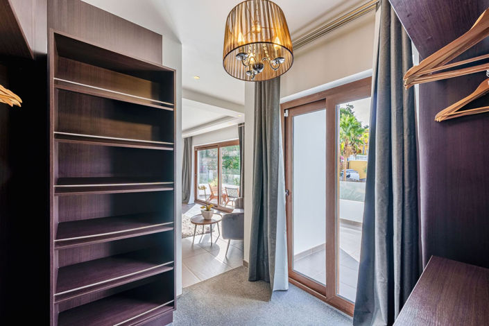 Image No.19-5 Bed Villa for sale