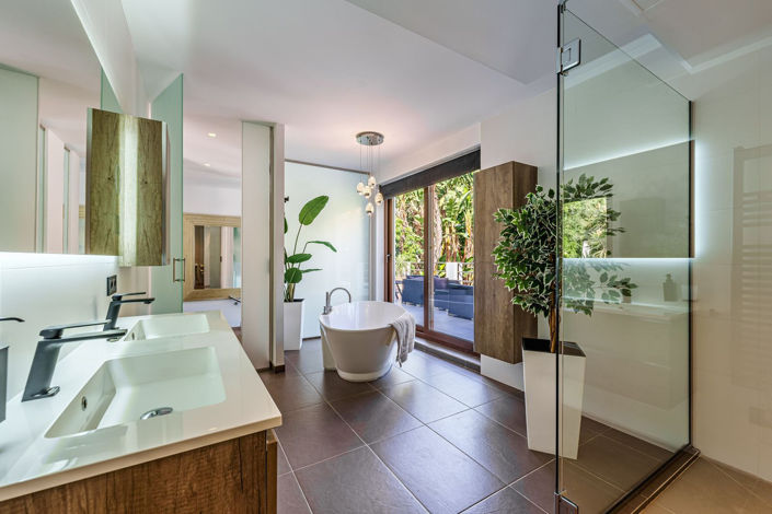 Image No.20-5 Bed Villa for sale