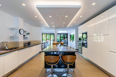 8-e64a9055bba3e77ac8aca3b893cdf826