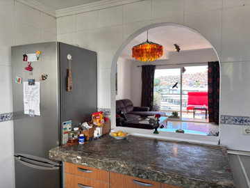 13-5fd73dea700db77384c091ca9818b1a9