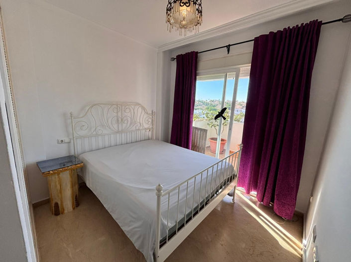 Image No.21-3 Bed Apartment for sale