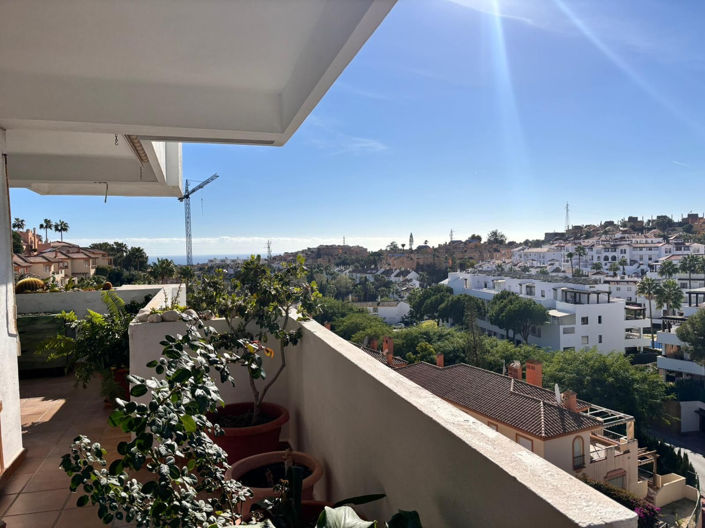 Image No.3-3 Bed Apartment for sale