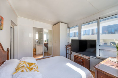 11-20939a0134ad724a8cb2a801094d15a4