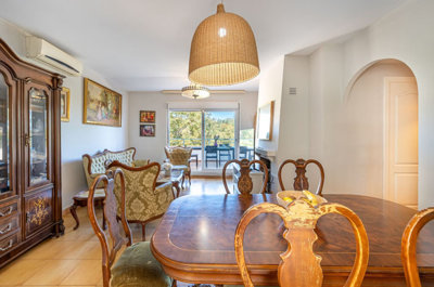 15-11d12f2f454f2f5e9b981fdd8b901d51