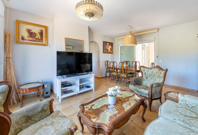 9-467d0cee5b725f3ef65f102a0c2e69c0