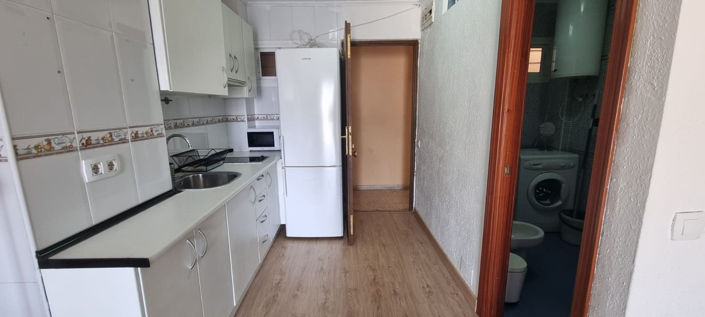 Image No.8-Studio for sale