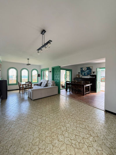 Image No.27-2 Bed Property for sale