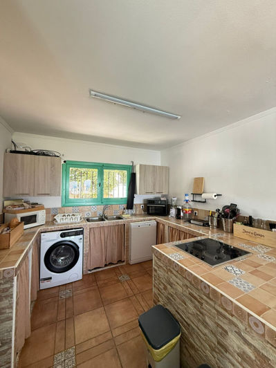 Image No.28-2 Bed Property for sale