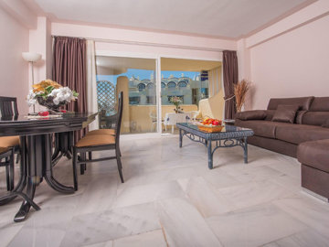 3-e898b2bb2a2fdfd06d2c39894dce8316