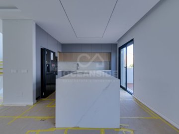 id581b8501-0000-0500-0000-000015385f11