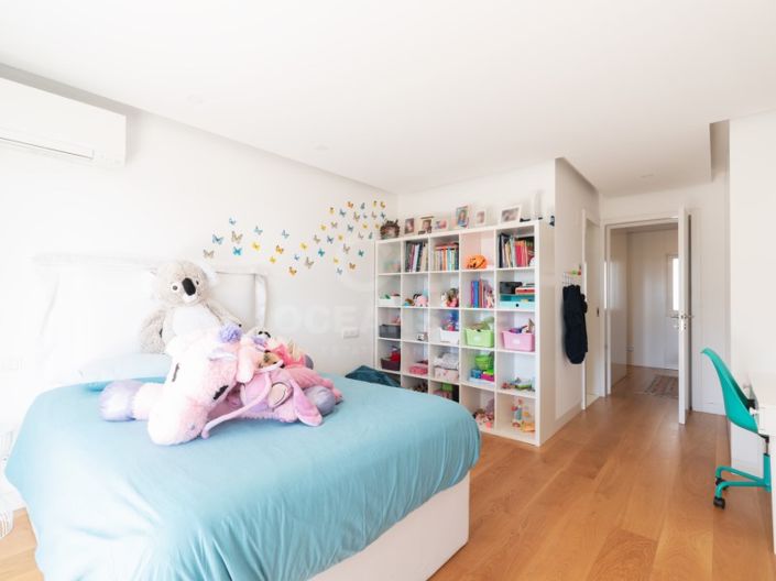 Image No.24-3 Bed Apartment for sale