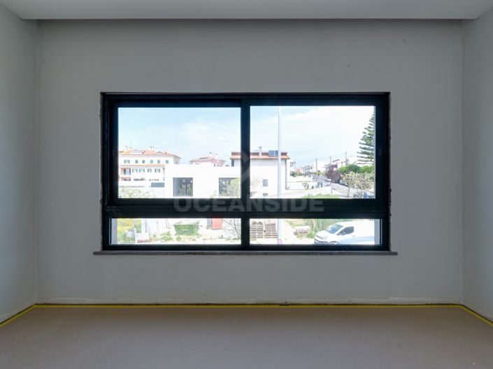 Image No.24-4 Bed House for sale