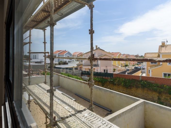 Image No.14-4 Bed House for sale