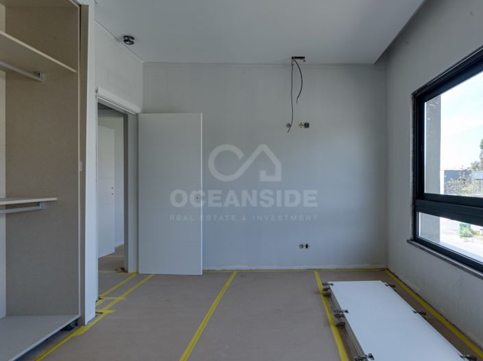 Image No.28-4 Bed House for sale