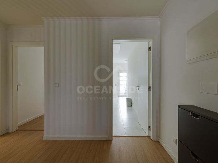 Image No.10-1 Bed Apartment for sale