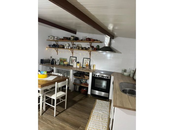 Image No.5-1 Bed Farmhouse for sale