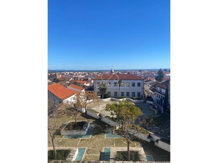 Image No.13-2 Bed Apartment for sale