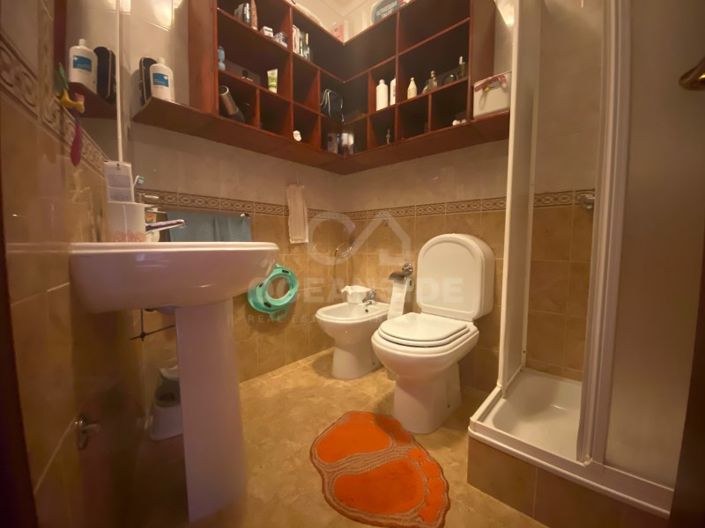 Image No.8-3 Bed Apartment for sale