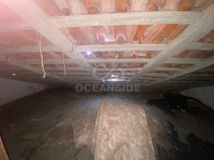 Image No.21-4 Bed House for sale