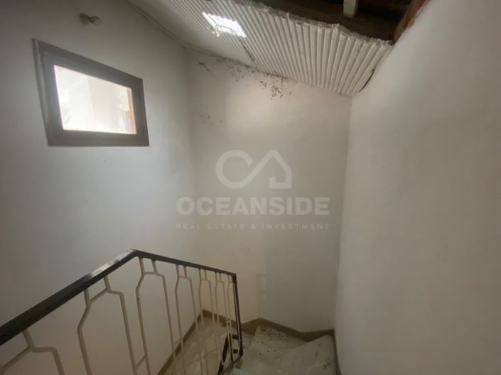 Image No.24-4 Bed House for sale