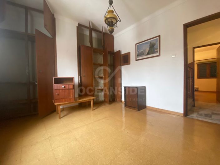 Image No.3-4 Bed House for sale