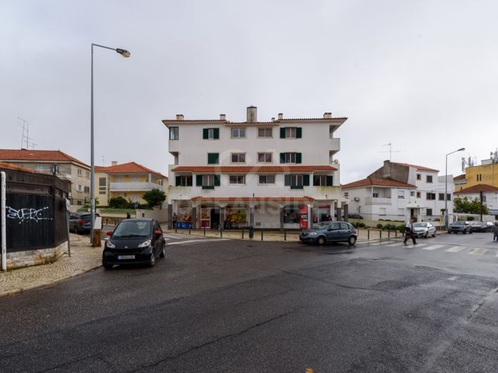 Image No.21-2 Bed Apartment for sale