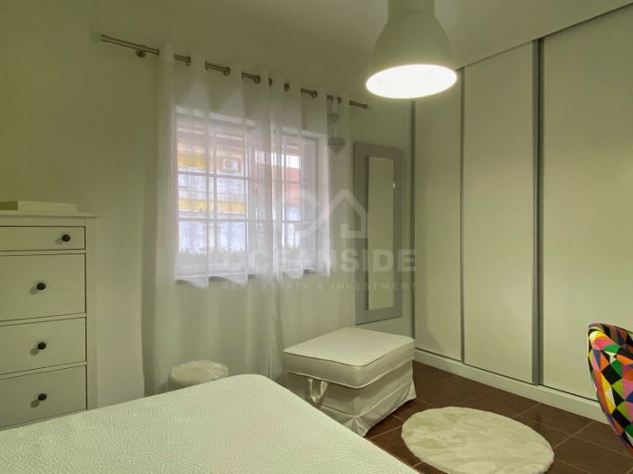 Image No.19-5 Bed House for sale