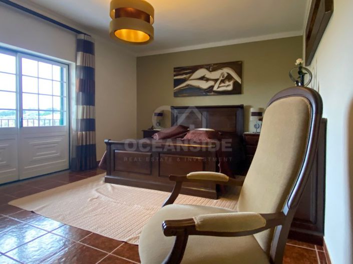 Image No.21-5 Bed House for sale