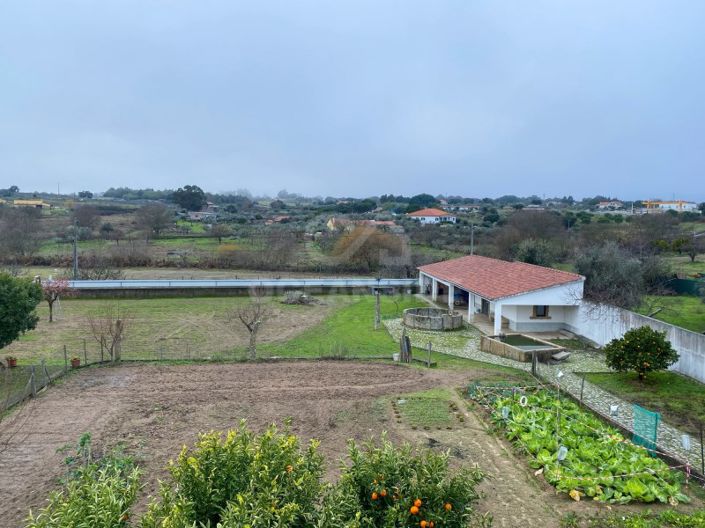 Image No.28-5 Bed House for sale