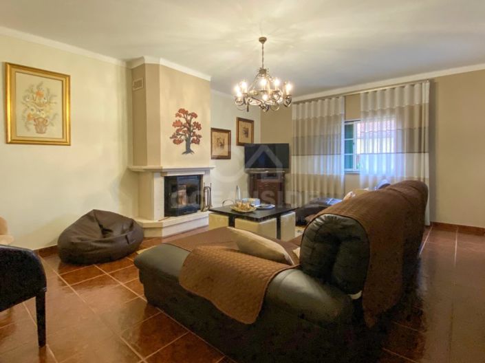 Image No.31-5 Bed House for sale