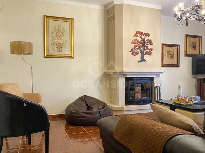 Image No.32-5 Bed House for sale