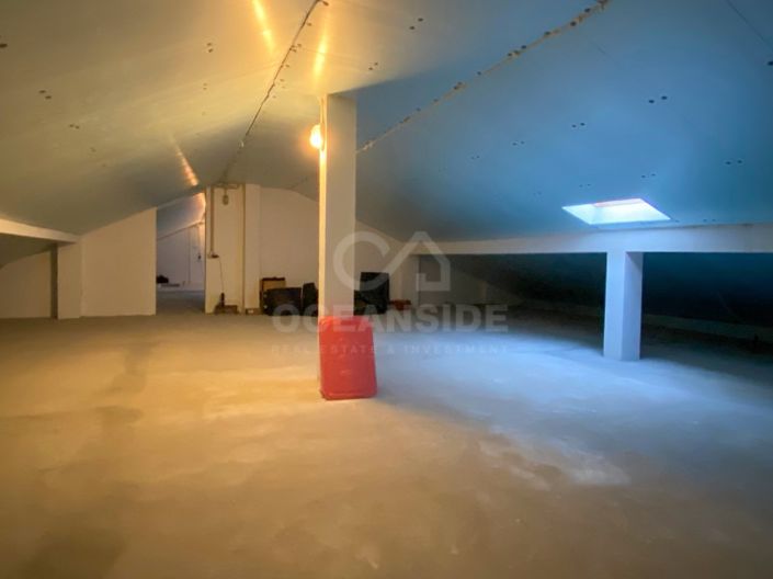 Image No.38-5 Bed House for sale