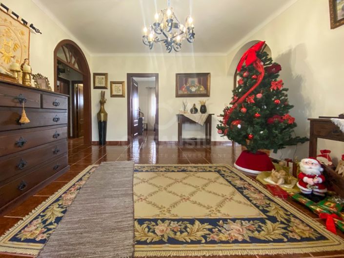 Image No.4-5 Bed House for sale