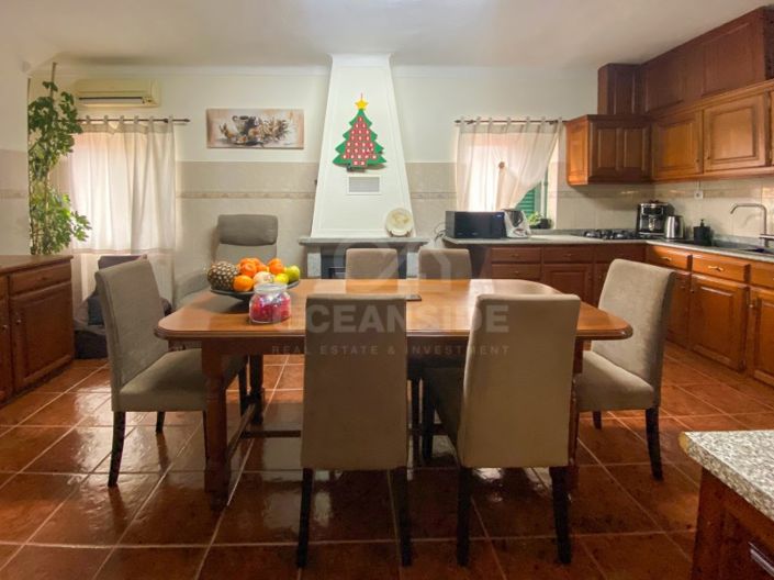 Image No.5-5 Bed House for sale