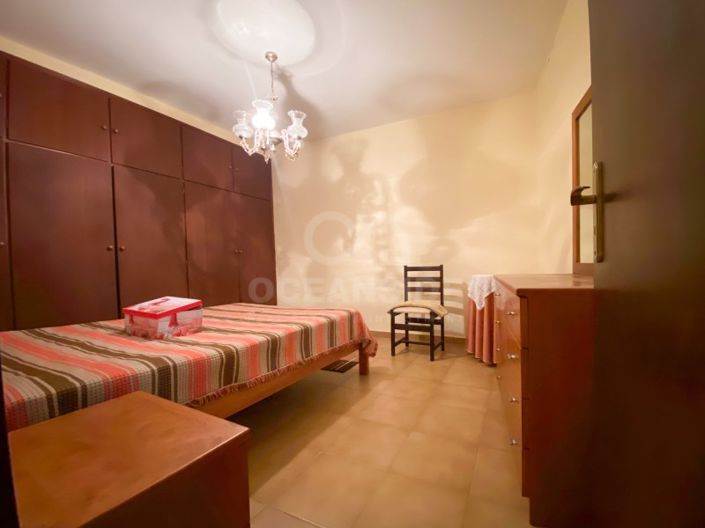 Image No.51-5 Bed House for sale