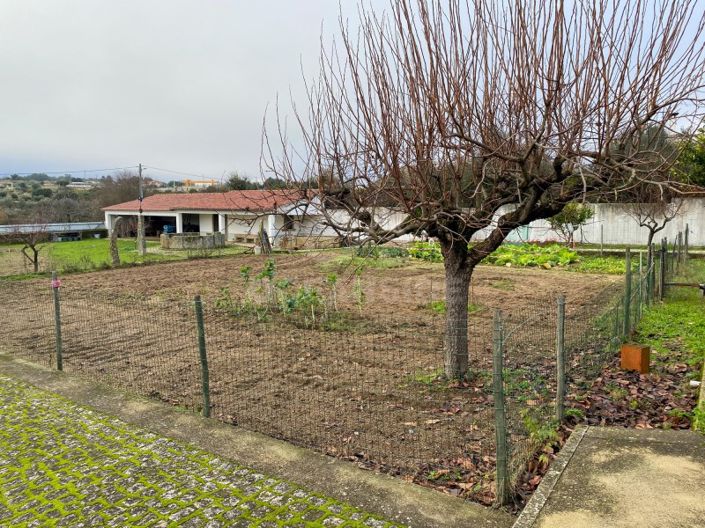 Image No.57-5 Bed House for sale