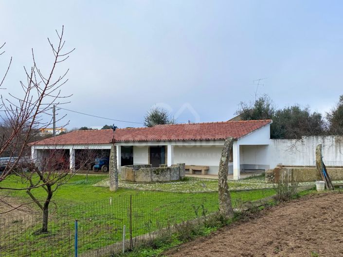 Image No.60-5 Bed House for sale