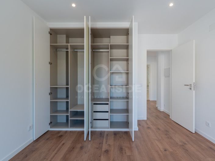 Image No.26-3 Bed House for sale