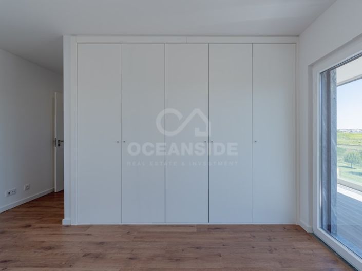 Image No.40-3 Bed House for sale