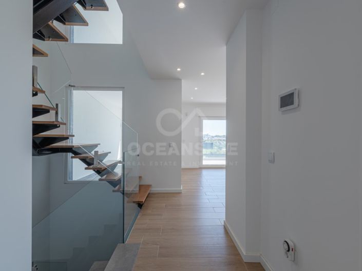 Image No.53-3 Bed House for sale