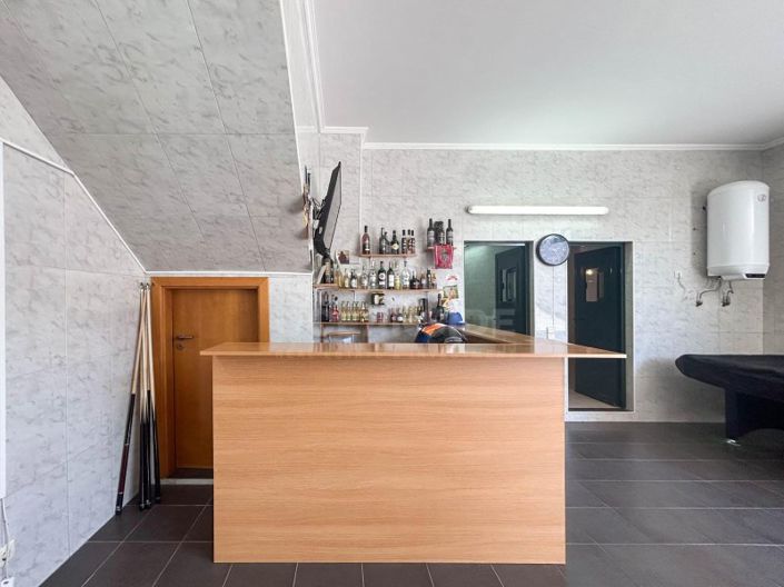 Image No.29-4 Bed House for sale