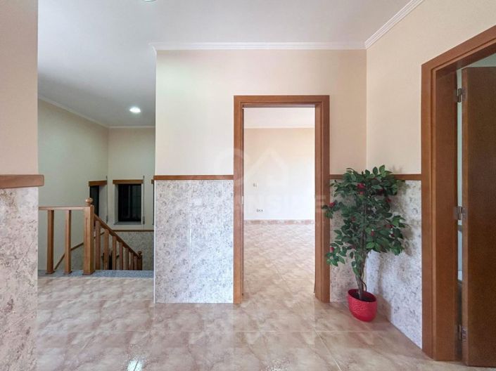 Image No.31-4 Bed House for sale