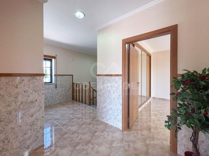 Image No.35-4 Bed House for sale