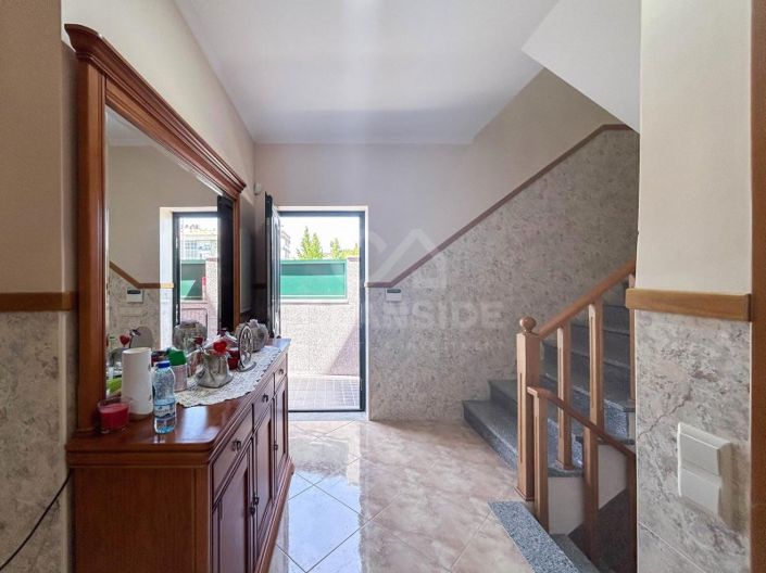 Image No.44-4 Bed House for sale