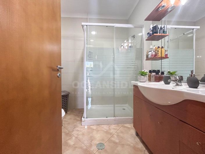 Image No.54-4 Bed House for sale