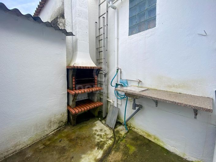 Image No.32-4 Bed House for sale